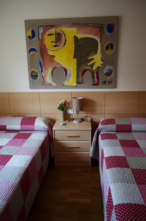 Pension Ostadar Лос-Аркос Экстерьер фото